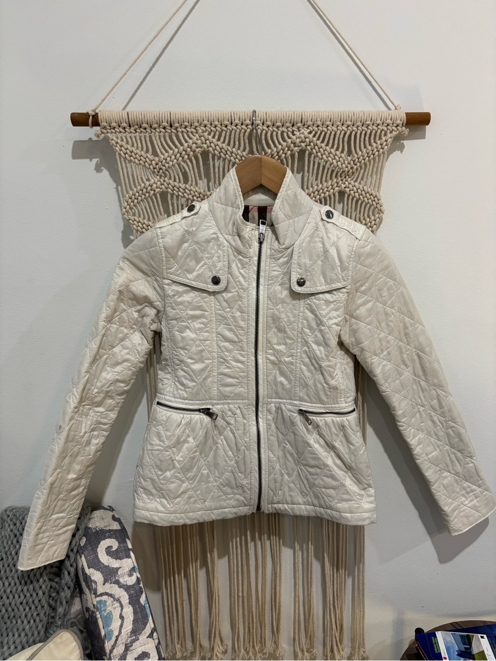 Burberry Kids Cream Quilted Jacket - Lightweight Zip Front